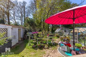 Photo 9- click for photo gallery